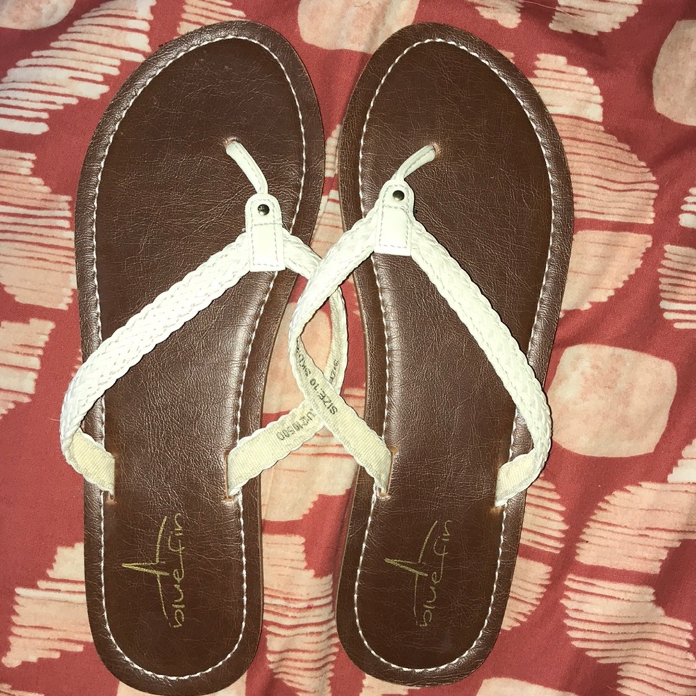 Blue fin flip flops